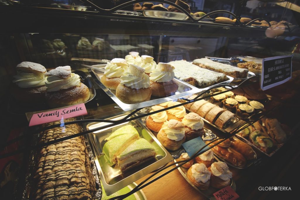 Semla w tłusty wtorek vs pączek w tłusty czwartek