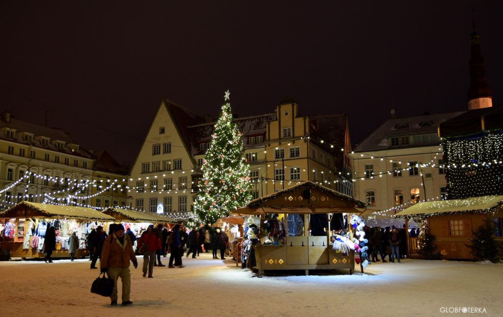 Plac Ratuszowy w Tallinnie