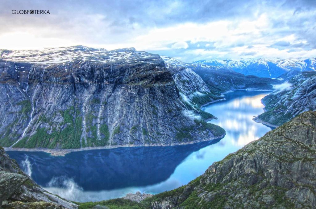 Język trolla - szlak na Trolltungę w Norwegii